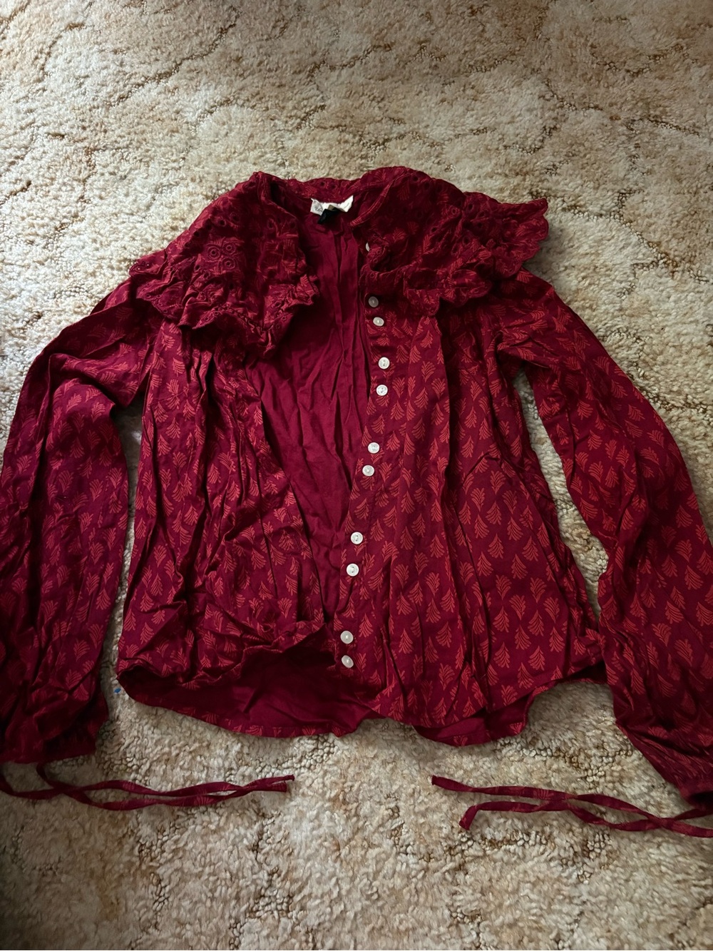 Women's Ruffled Blouse